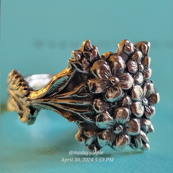 Tiffany & Co. | Jewelry | 885 Tiffany Co Forget Me Not Spoon Ring In ...